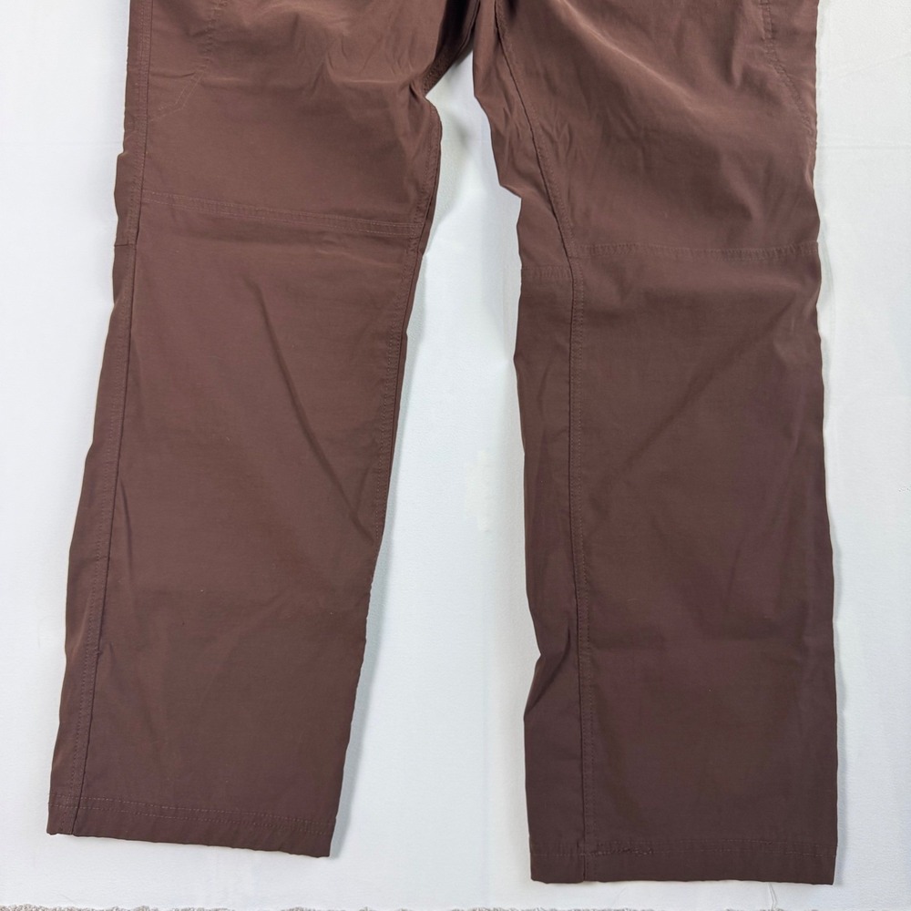 Eddie Bauer First Ascent Guide Pro Pants Mens 40x32 Brown Hiking Outdoor Utility - Picture 8 of 11